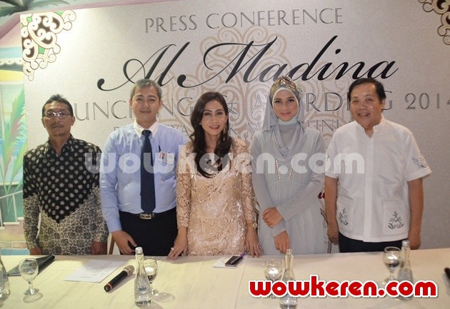 Gambar Foto Pembukaan Butik Muslimah Baru di Pasaraya
