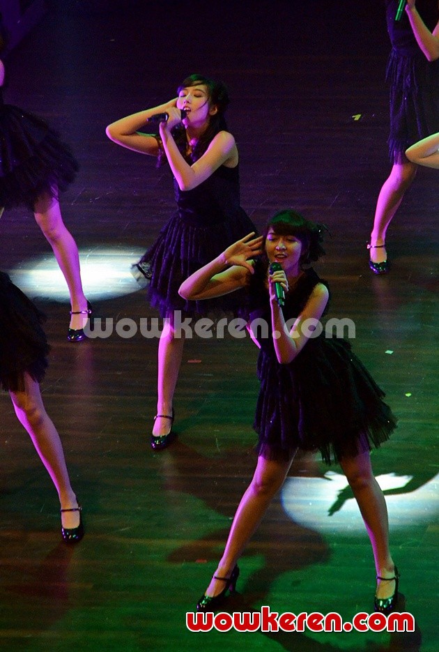 Gambar Foto Showcase Perayaan Rilis Single 'Gingham Check'