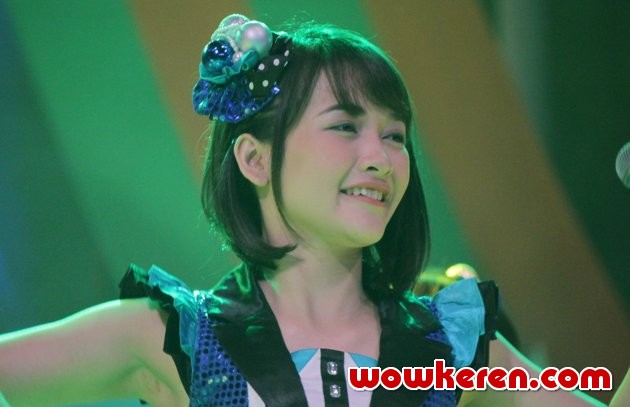 Gambar Foto Kinal JKT48 di Indonesia Kids Choice Awards 2014