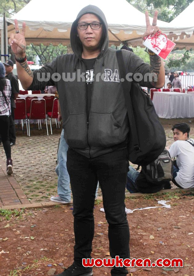 Gambar Foto Roy Jeconiah di Acara Deklarasi Revolusi Harmoni