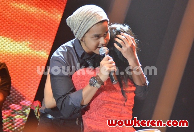 Gambar Foto Windura Bersama Penggemar
