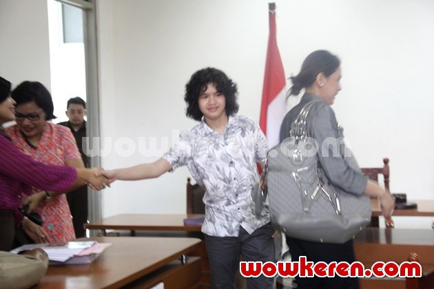 Gambar Foto Dul Jaelani dalam Sidang Lanjutan Agenda Pembacaan Tuntutan