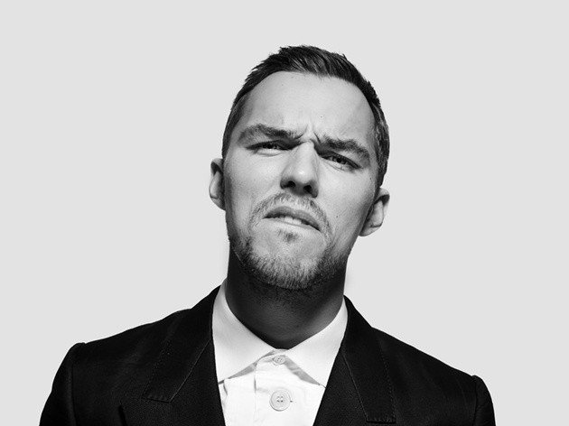 Gambar Foto Nicholas Hoult di Majalah Hunger Edisi S/S 2014