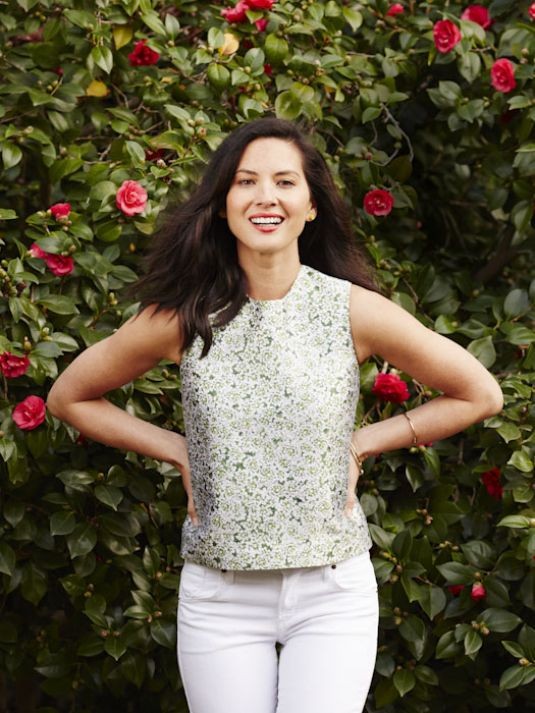 Gambar Foto Olivia Munn di Majalah Redbook Edisi Mei 2014 - Foto 2 dari 10