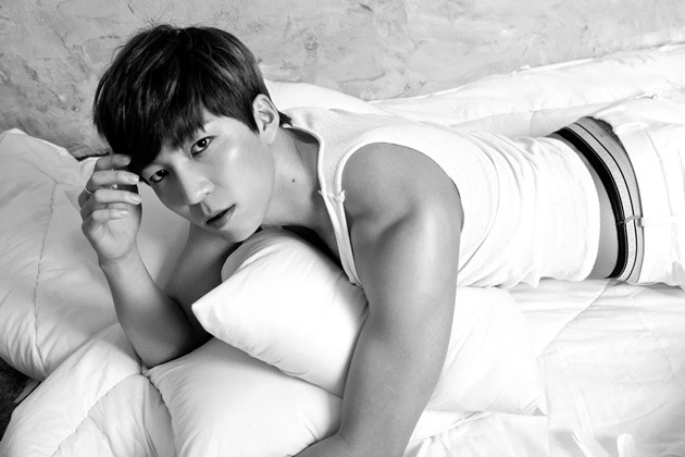 Gambar Foto Soohyun U-KISS Photoshoot untuk Mini Album 'Mono Scandal'