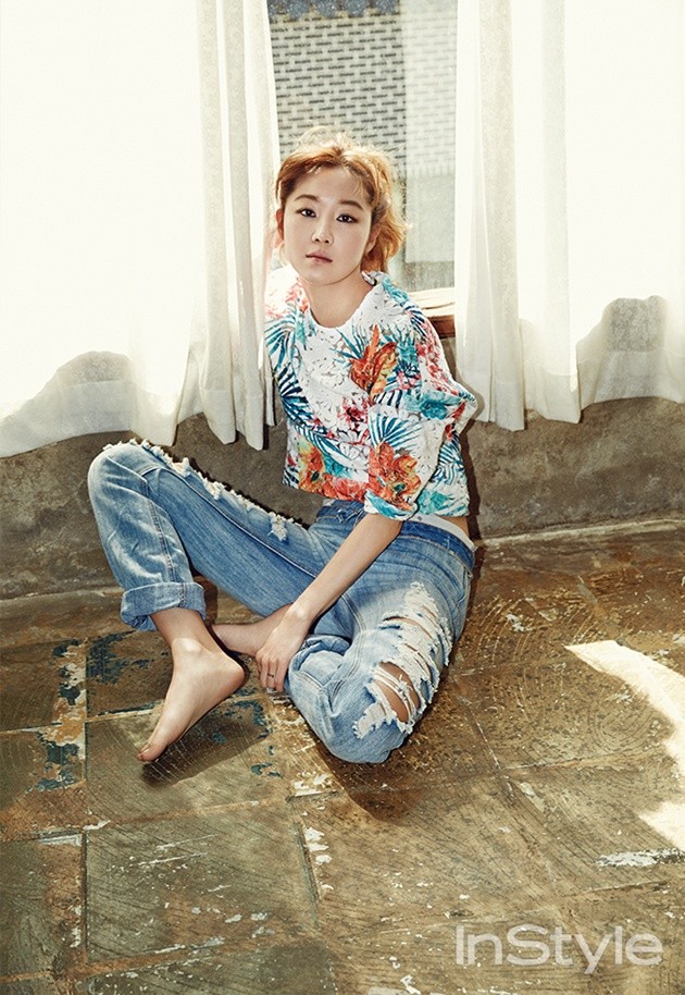 Gambar Foto Gong Hyo Jin di Majalah InStyle Edisi Juli 2014