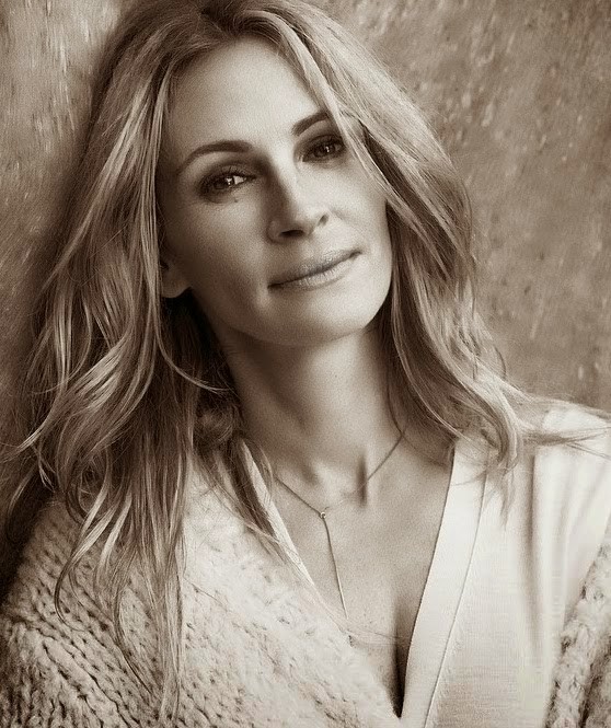 Gambar Foto Julia Roberts di Majalah WSJ Edisi Mei 2014