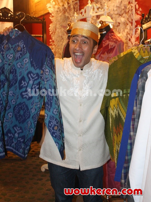 Gambar Foto Irfan Hakim Tertarik Buka Usaha Busana Muslim