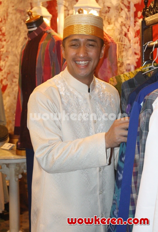 Gambar Foto Irfan Hakim Tertarik Buka Usaha Busana Muslim