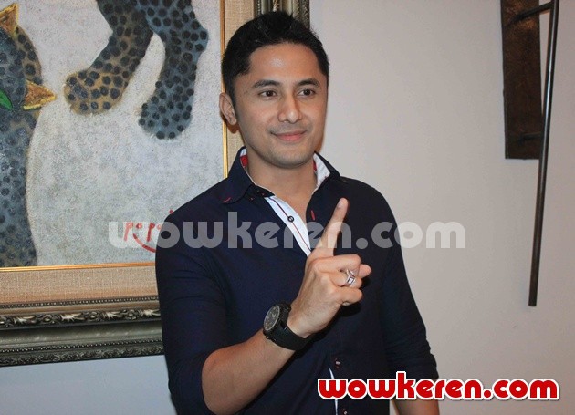Gambar Foto Hengky Kurniawan di Acara Buka Bersama di Kediaman Hatta Rajasa