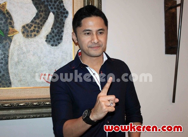 Gambar Foto Hengky Kurniawan di Acara Buka Bersama di Kediaman Hatta Rajasa
