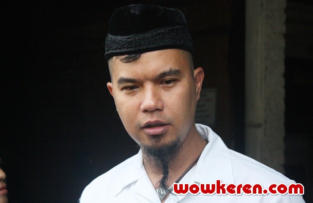 Gambar Foto Ahmad Dhani Saat Mengikuti Pilpres 2014