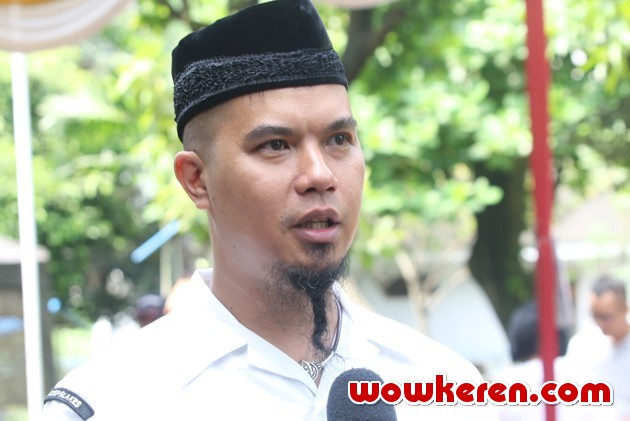 Gambar Foto Ahmad Dhani Saat Mengikuti Pilpres 2014