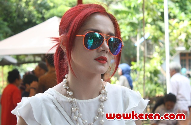 Gambar Foto Mulan Jameela Saat Mengikuti Pilpres 2014