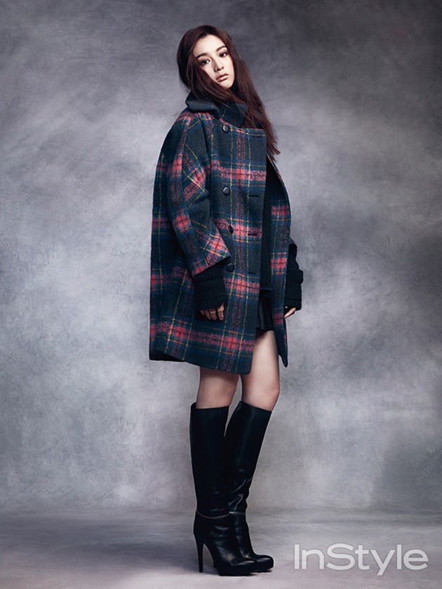 Gambar Foto Kim Ji Won di Majalah InStyle Edisi Desember 2013