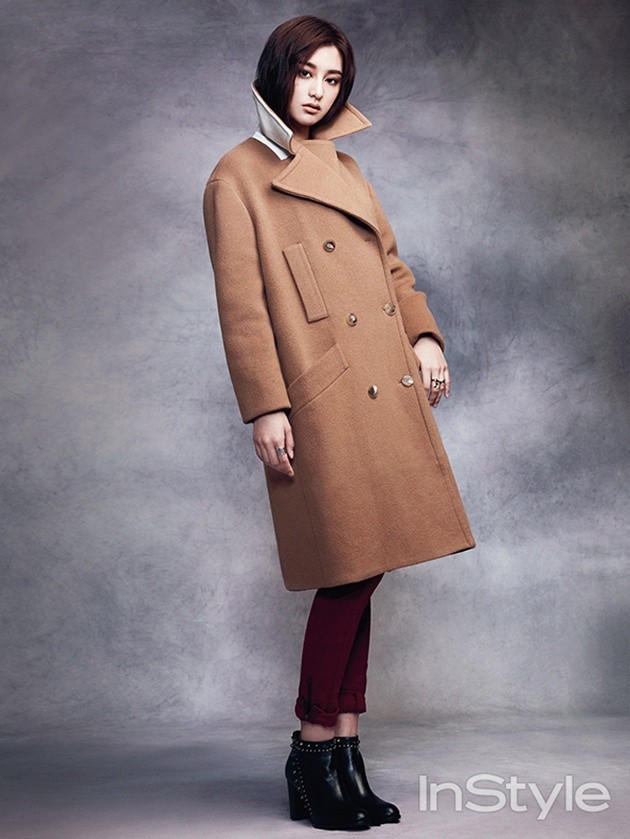Gambar Foto Kim Ji Won di Majalah InStyle Edisi Desember 2013