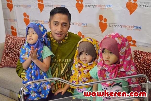 Gambar Foto Irfan Hakim Dikaruniai Anak Keempat