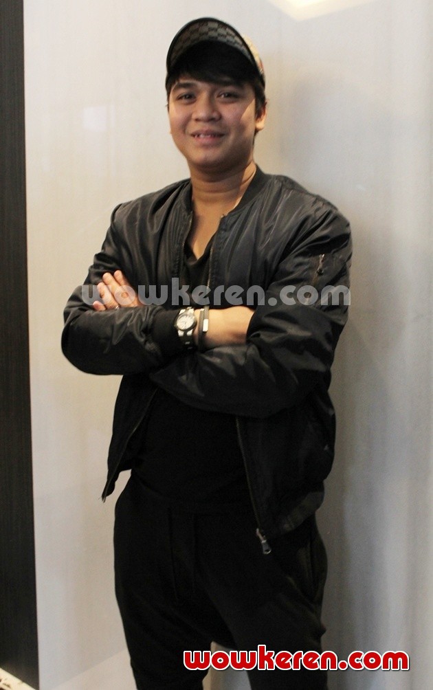 Gambar Foto Billy Syahputra Hadir di Launching Trailer dan Poster 'Olga & Billy Lost in Singapore'