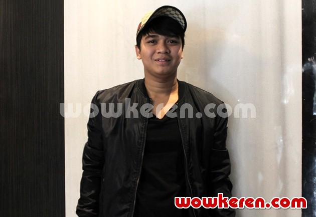 Gambar Foto Billy Syahputra Hadir di Launching Trailer dan Poster 'Olga & Billy Lost in Singapore'