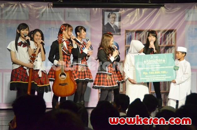 Gambar Foto JKT48 Adakan Buka Puasa Bersama Anak Yatim