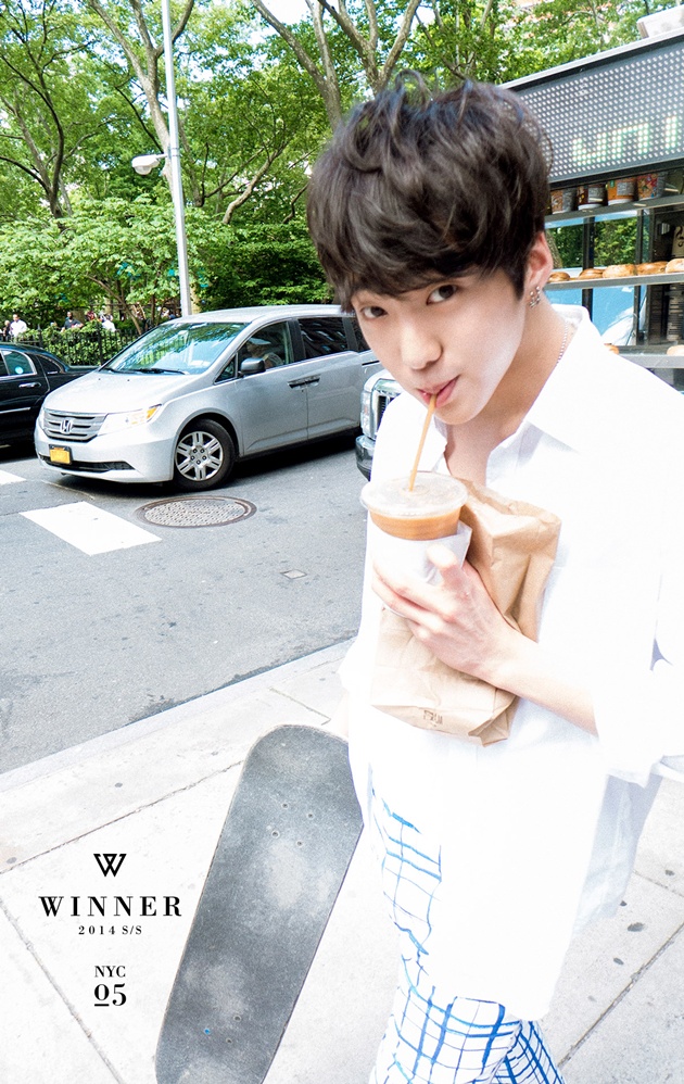 Gambar Foto Kang Seung Yoon di Promo Debut Winner