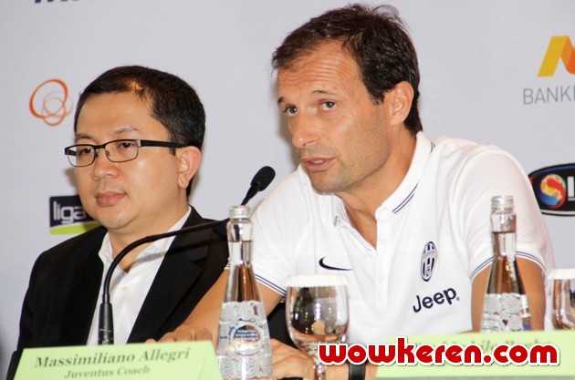Gambar Foto Jumpa Pers Pertandingan Juventus vs ISL All Star