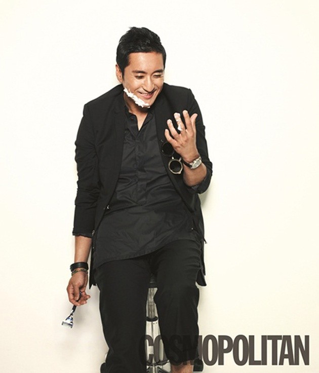 Gambar Foto Shin Hyun Joon di Majalah Cosmopolitan Edisi Juli 2012