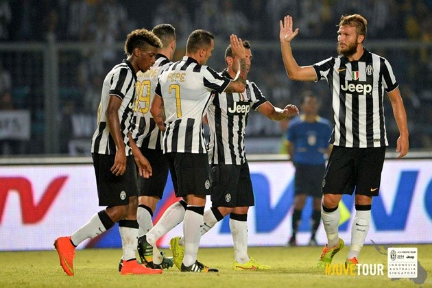 Gambar Foto Pemain Juventus Usai Pertandingan Persahabatan