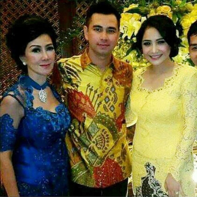 Foto Raffi Ahmad dan Nagita Slavina Bersama Amy Qanita 