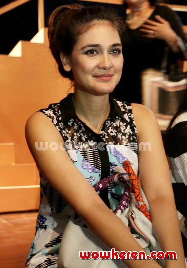 Gambar Foto Luna Maya Syuting 'Tak Kemal Maka Tak Sayang'