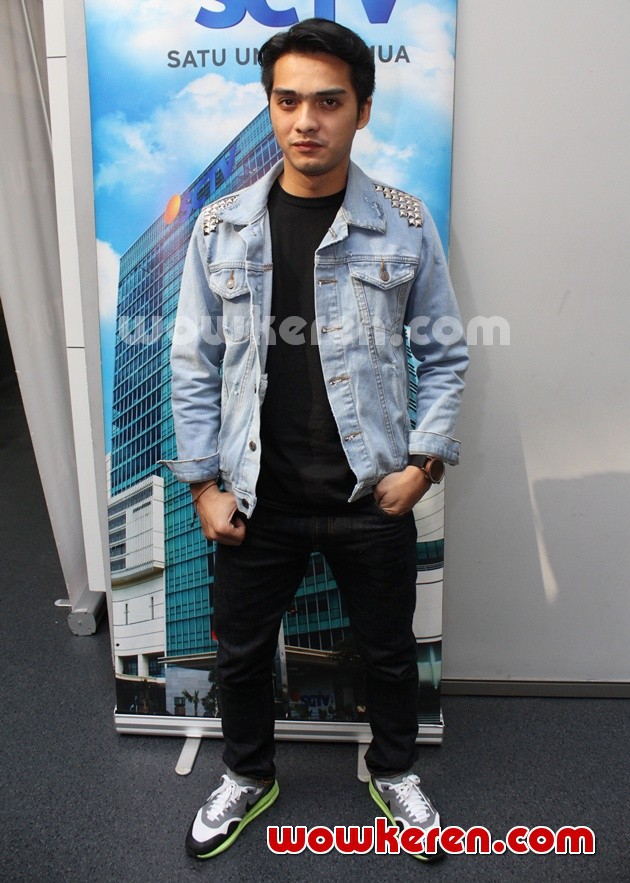 Gambar Foto Ricky Harun Hadir di Jumpa Pers HUT SCTV Ke 24