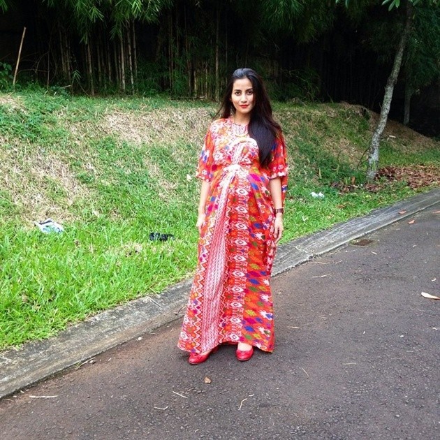 Natasha Dewanti: Berita, Foto, Video, Lirik Lagu, Profil 