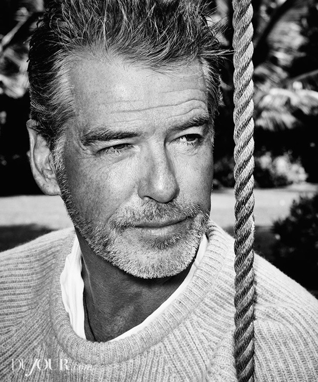 Gambar Foto Pierce Brosnan di Majalah DuJour Edisi Agustus 2014