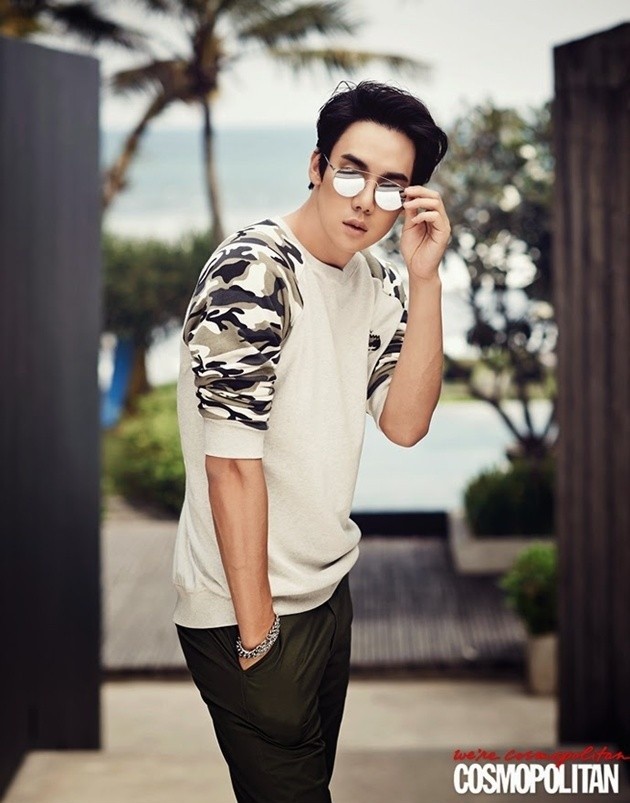 Gambar Foto Yoo Yeon Seok di Majalah Cosmopolitan Edisi September 2014