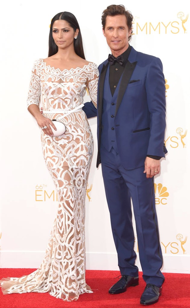 Gambar Foto Camila Alves dan Matthew McConaughey di Red Carpet Emmy Awards 2014