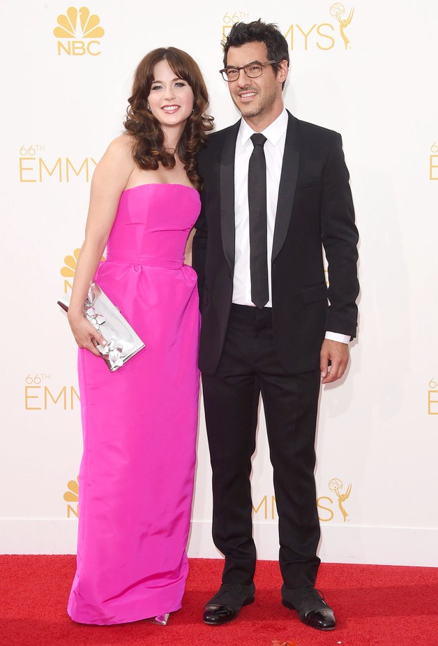 Gambar Foto Zooey Deschanel dan Jacob Pechenik di Red Carpet Emmy Awards 2014