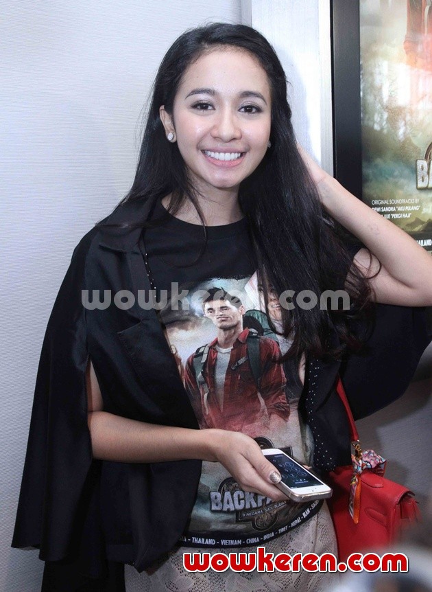 Gambar Foto Laudya Cynthia Bella di Press Conference Rilis Trailer Film 'Haji Backpacker'