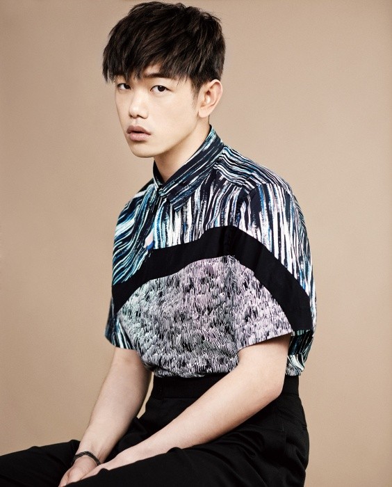 Gambar Foto Eric Nam di Majalah Vogue Girl Edisi Mei 2014