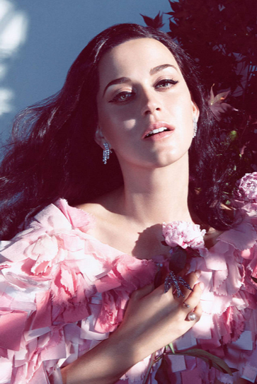 Gambar Foto Katy Perry Cantik Kenakan Gaun Chanel - Foto 2 dari 18