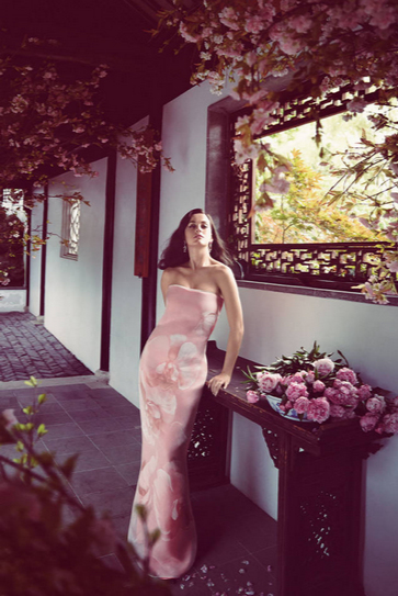 Gambar Foto Katy Perry di Majalah Harper's Bazaar Edisi Oktober 2014