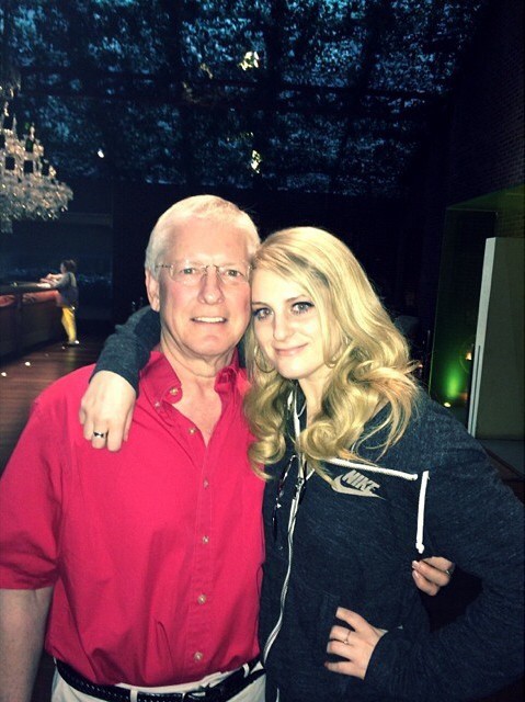 Gambar Foto Meghan Trainor Bersama Ayah Tercinta
