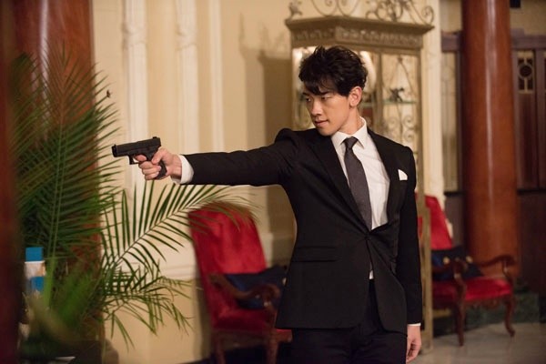 Gambar Foto Penampilan Rain di Film 'The Prince'