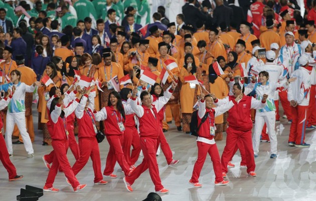 Gambar Foto Antusiasme Atlet Indonesia di Opening Ceremony Asian Games Incheon 2014
