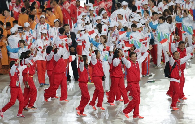 Gambar Foto Kontingen Indonesia di Opening Ceremony Asian Games Incheon 2014
