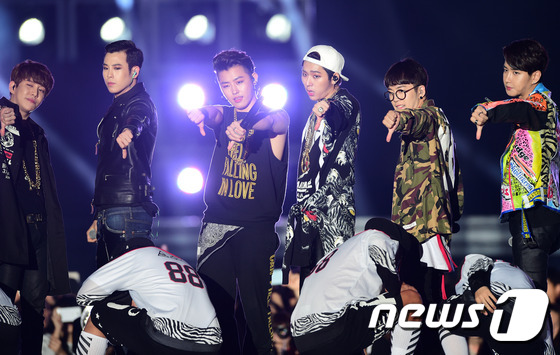 Gambar Foto Block B di Hallyu Dream Festival 2014