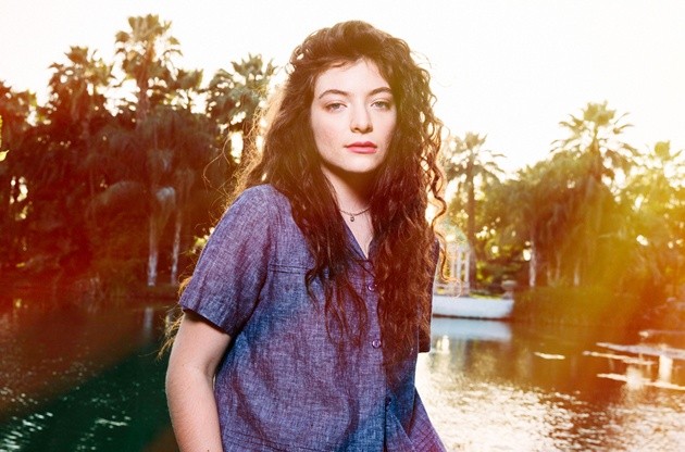Gambar Foto Lorde di Event Coachella April 2014