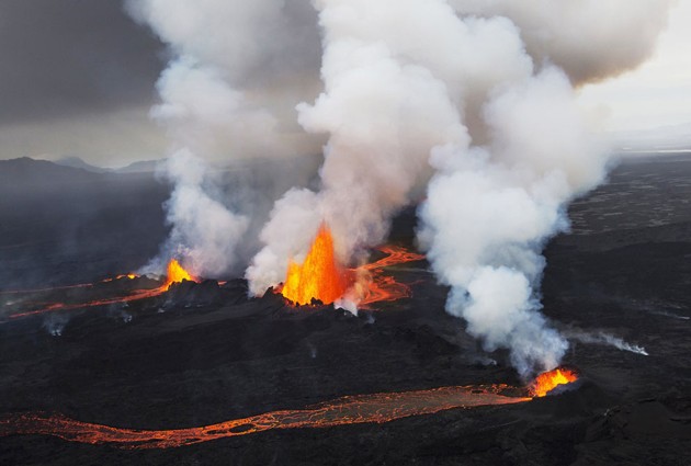 Gambar Foto Semburan Lava di Holuhraun, Islandia