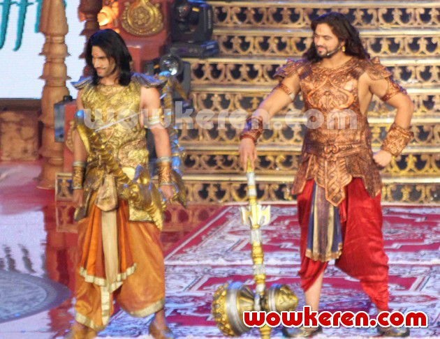 Gambar Foto Penampilan Aham Sharma dan Arpit Ranka di Mahabharata Show