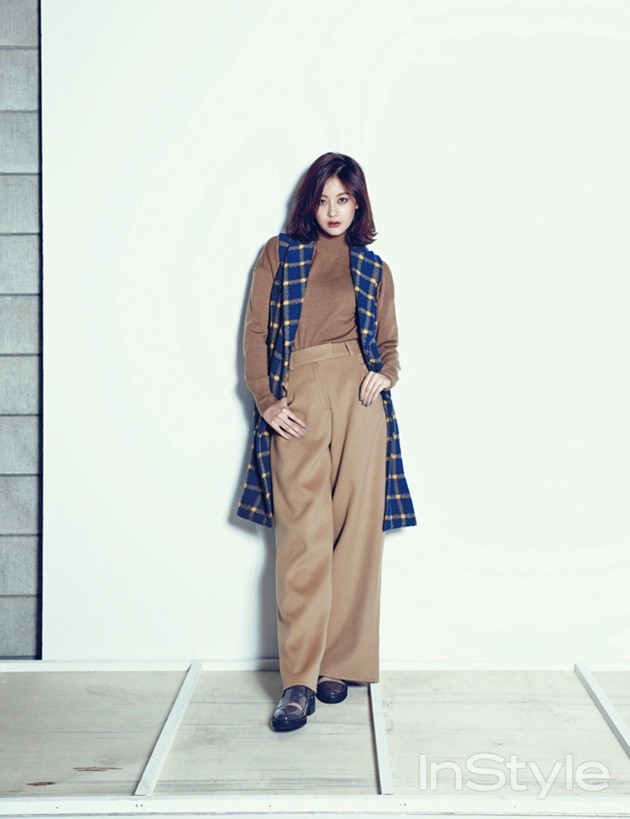 Gambar Foto Oh Yeon Seo di Majalah InStyle Edisi Oktober 2014