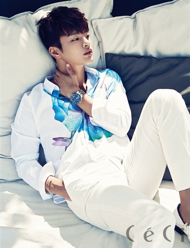 Gambar Foto Seo In Guk di Majalah CeCi Edisi Oktober 2014